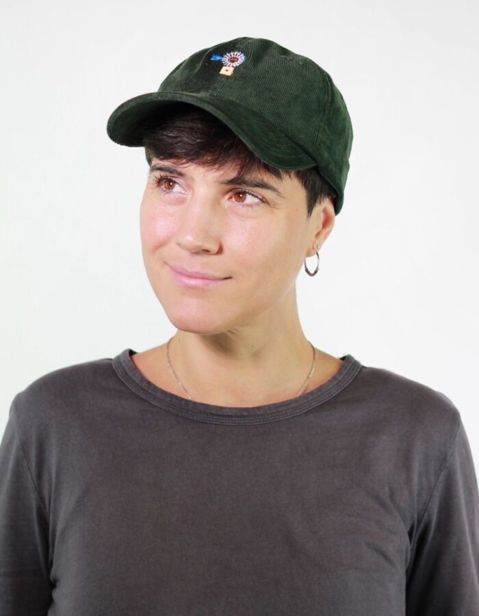 Gorra visera de pana amb brodat "Molí"